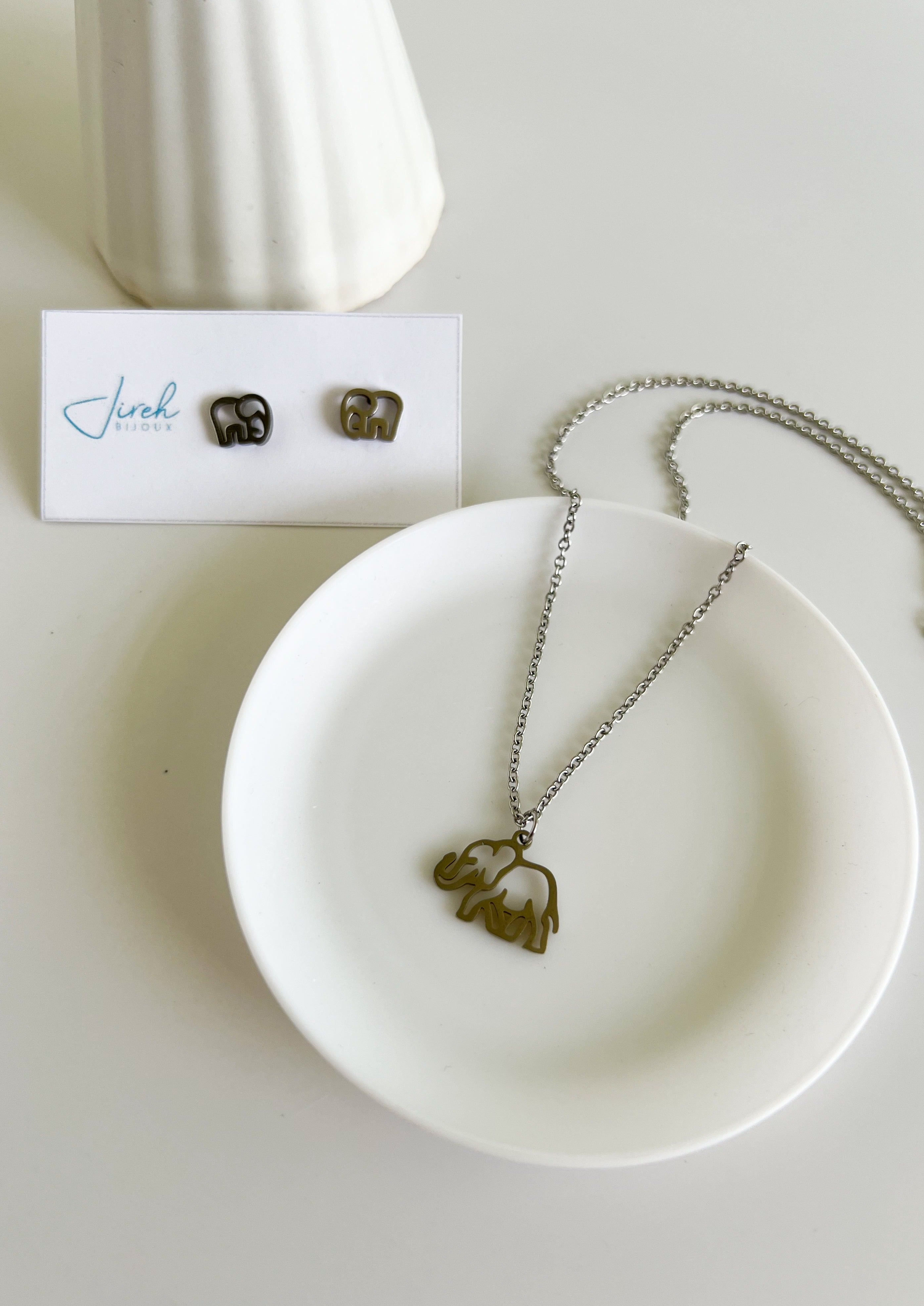 Silver Elephant set